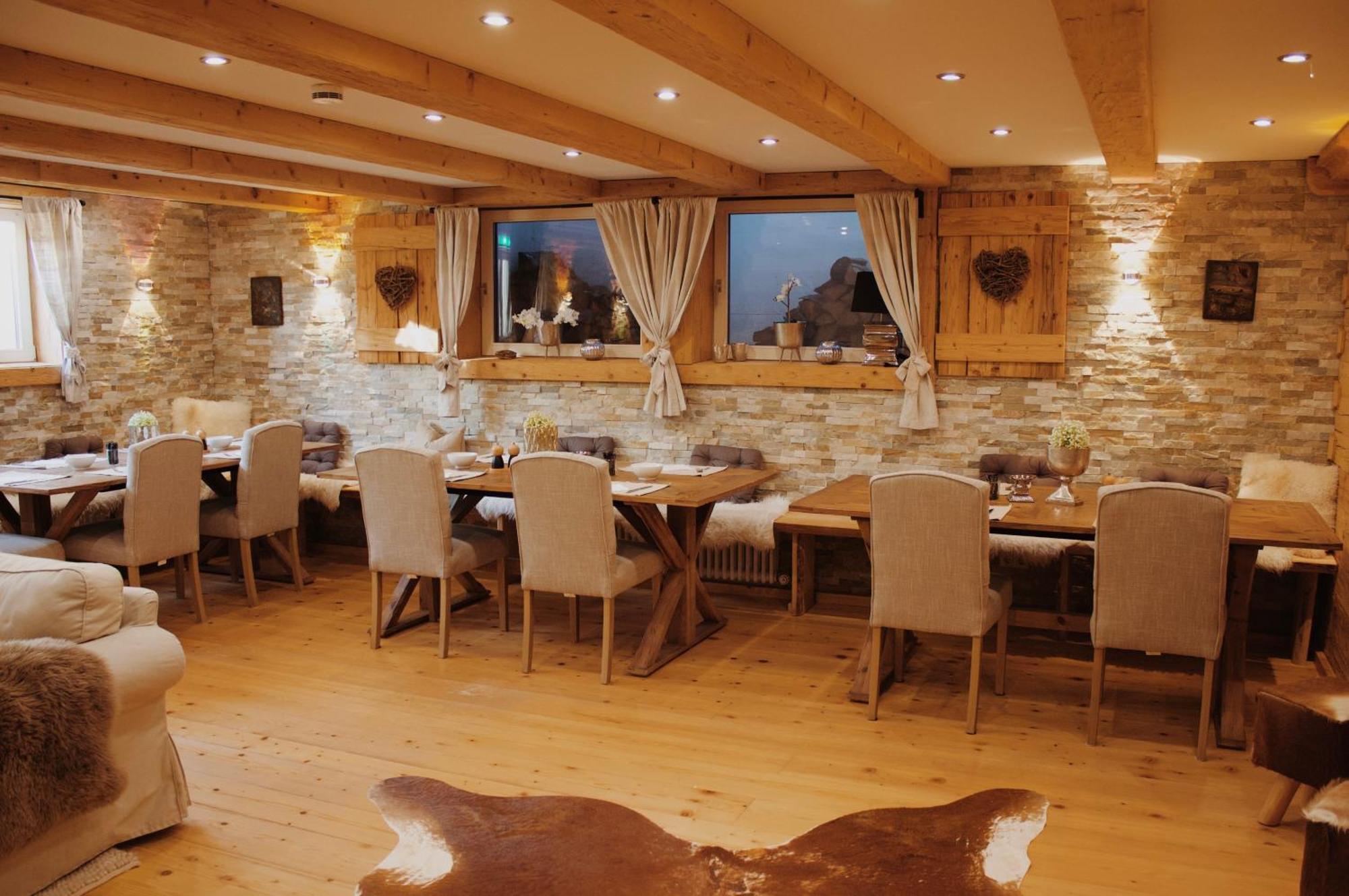 Hotel Garni - Chiemsee-Pension-Seebruck ซีออน-ซีบรูค ภายนอก รูปภาพ
